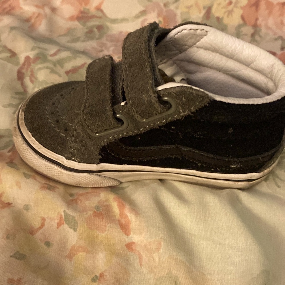 Vans.  Baby.  Size 5